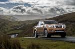 Nissan NP300 Navara Double Cab 2016 года (UK)